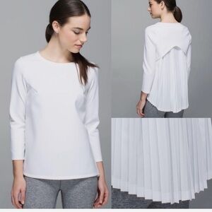 Lululemon Athletica White Pleated Back Blouse